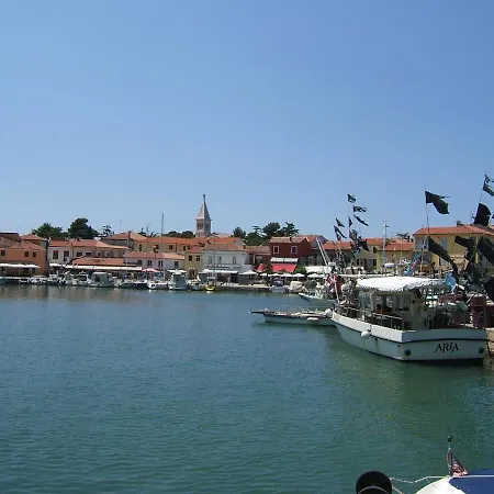 Appartement Tamaris, 600 M From The Novigrad Istria