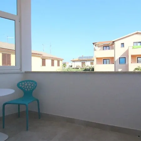 Tamaris, 600 M From The * Novigrad (Istria)