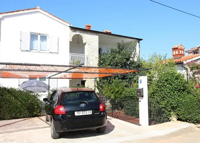 Tamaris, 600 M From The