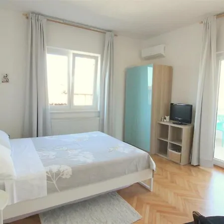 Tamaris, 600 M From The *