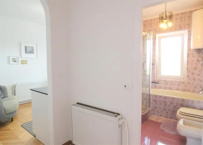 Διαμέρισμα Tamaris, 600 M From The Novigrad Istria