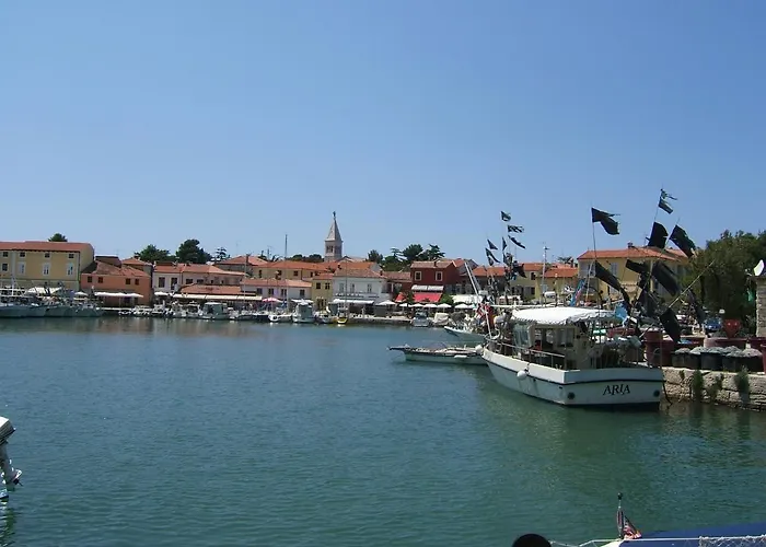 Διαμέρισμα Tamaris, 600 M From The Novigrad Istria