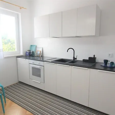 Apartman Tamaris, 600 M From The *